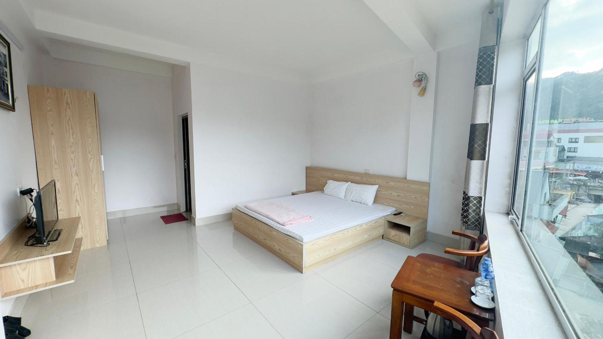 Quy Anh Hotel Bao Lac Town Eksteriør bilde