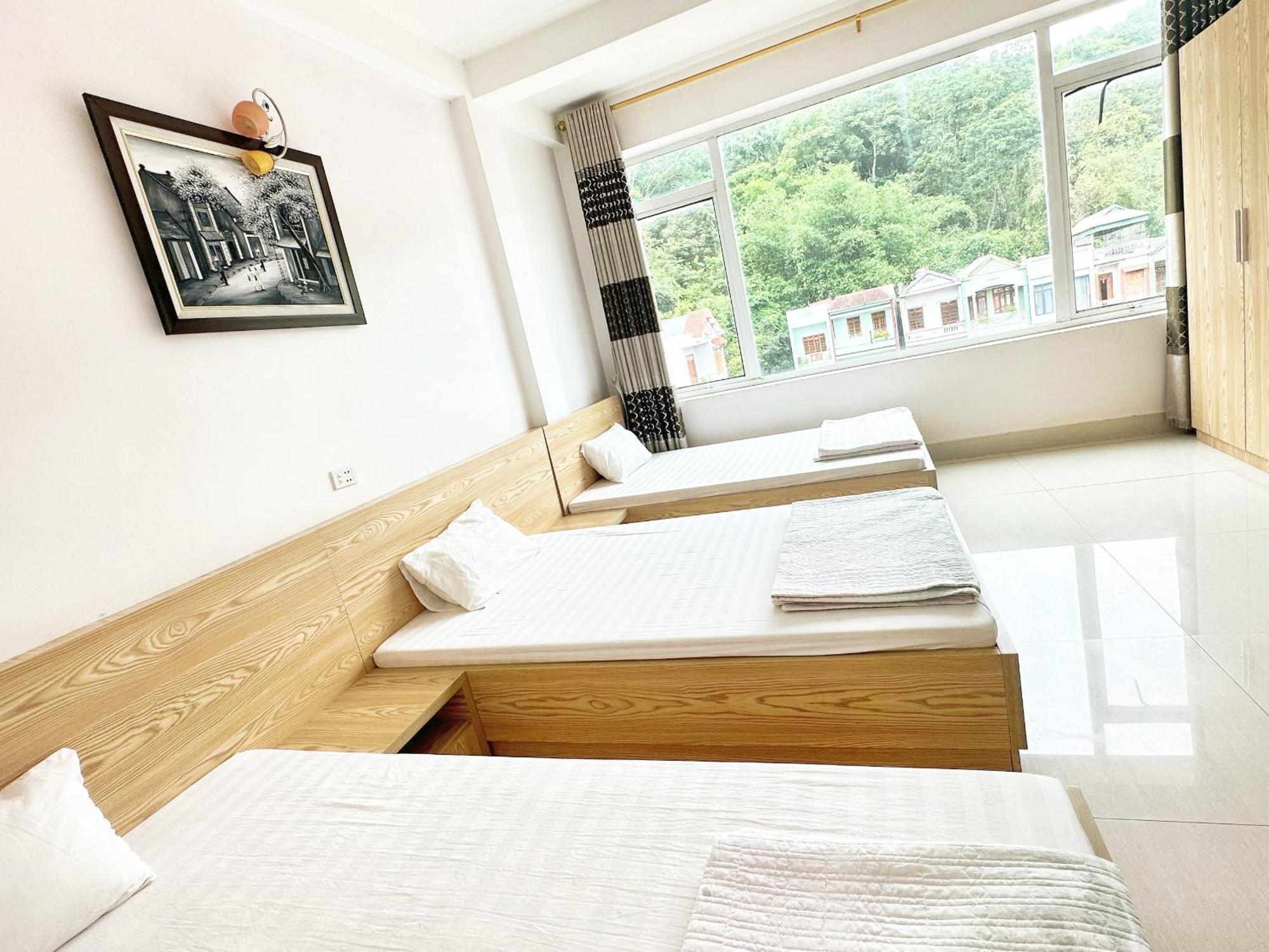 Quy Anh Hotel Bao Lac Town Eksteriør bilde